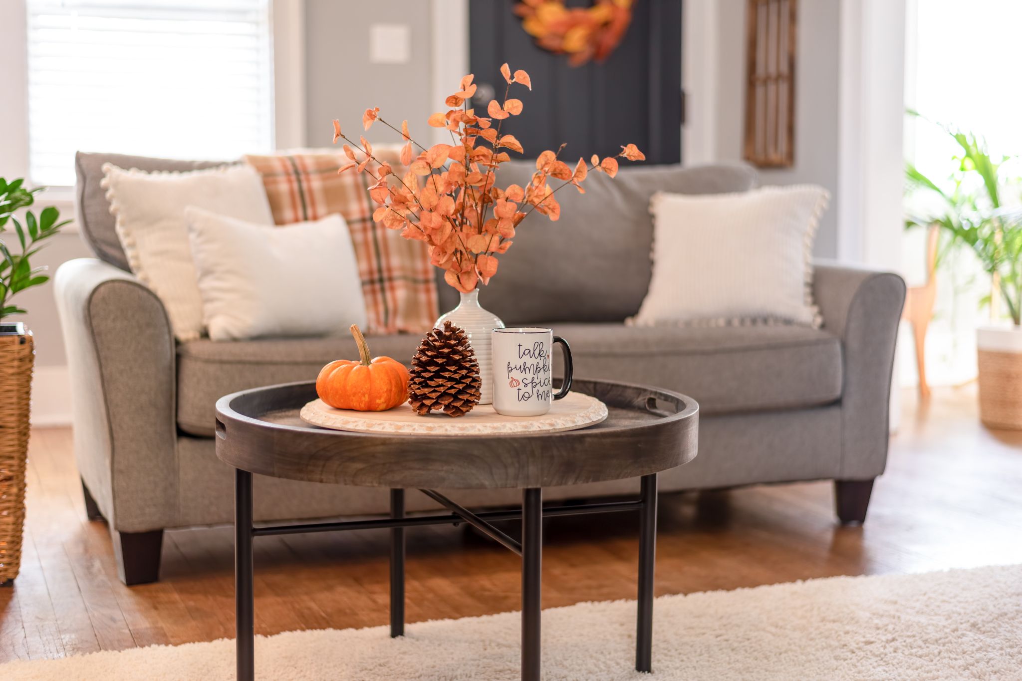 6 Tips for St. Louis Homeowners to Help Declutter Their Homes This Holiday Season